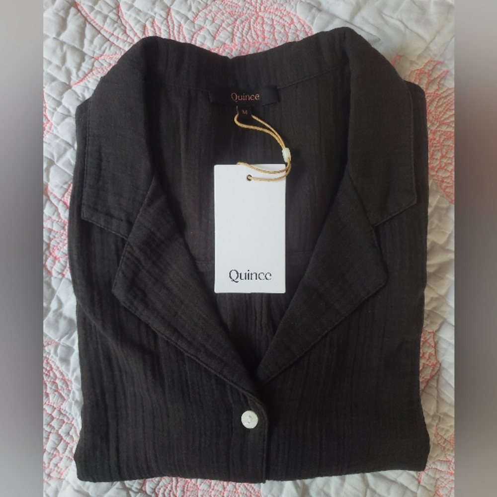 Quince Cotton Gauze Black Button-Up Top - Picture 3 of 10